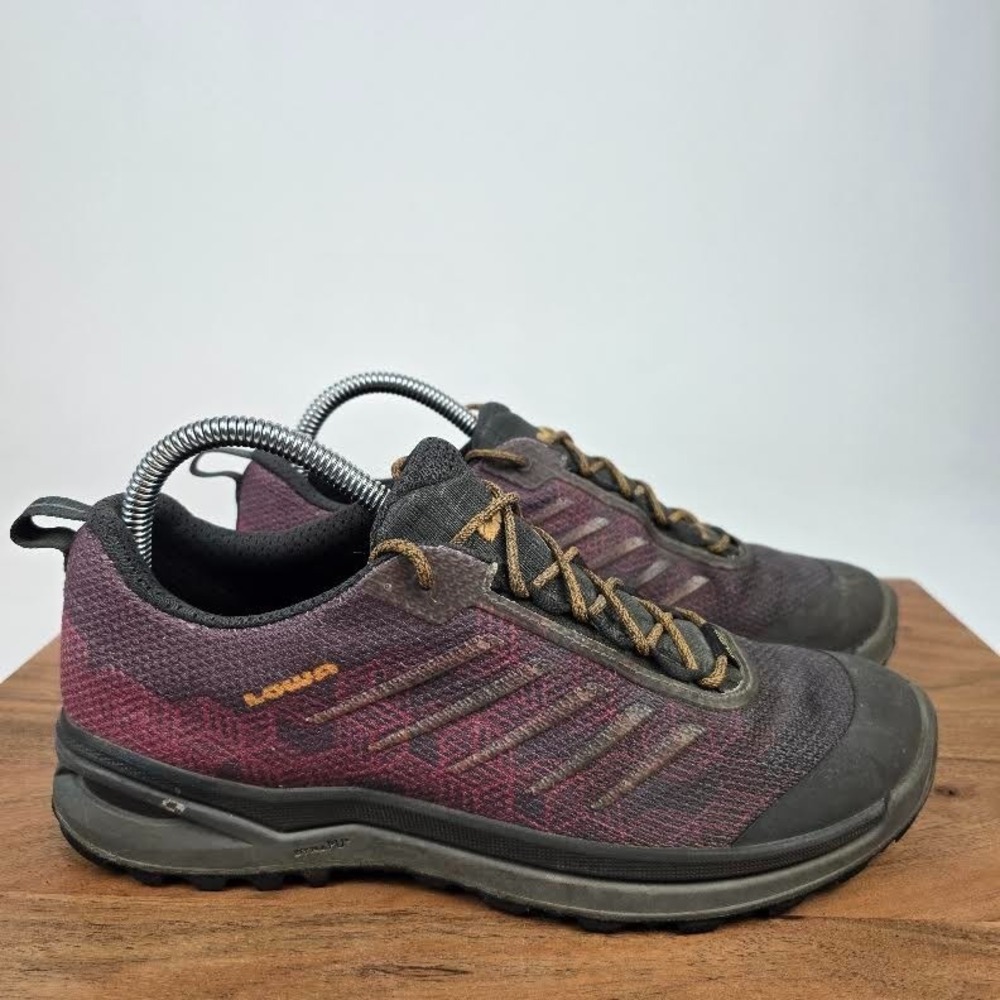 Womens Lowa Lynnox GTX Lo Wine Red Waterproof Hiking Shoes Size 8 GUC